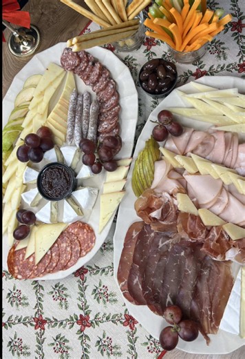 Delicious Aperitif Ideas with Cheeses and Prosciutto