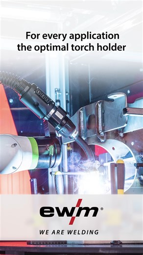 The optimal torch holder for every application — it's your choice! 🤖 ✨ Our RMT301W/551W and NOCOAX 45 AF1 torch holders will equip you for any task. The RMT301W/551W allows rotation directly around the tool centre point (TCP) and comes in tilt angles of 22.5°, 35° and 45°. This makes programming easier and more precise, especially for round workpieces. The NOCOAX 45 AF1 is a reliable standard connection with a 45° tilt angle for RMT robot torches, and an adapter extension can be used to make it