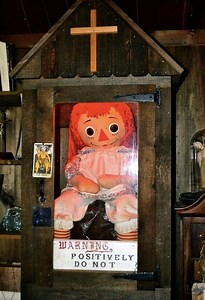 Haunted Annabelle Doll Escapes Glass Cage at Warrens' Occult Museum; Viral Claim's Truth Revealed