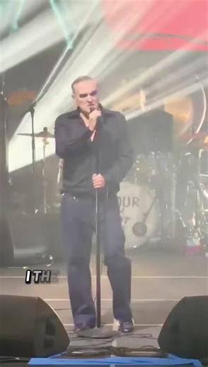 #morrissey #newsingle #newmusic #makeupisalie #morrisseylive | morrissey