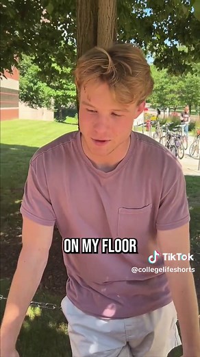 we were all awkward we all did the same thing #collegelife #freshmanyear #firstyear