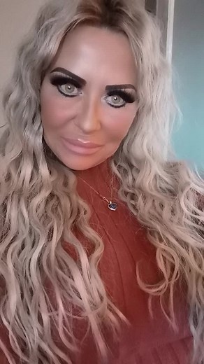 Julie Hammond (@juliehammondd63)’s videos with Thank You TikToker - lauraperkins808