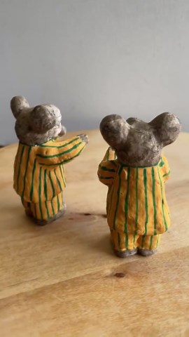 Set of 2 Vintage Papier-mâché Mouse Figurines – 9 Cm – Green and Yellow Striped Decoration – Naïve/whimsical Style - Etsy
