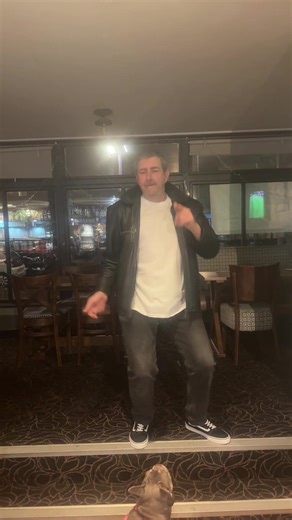 Discover the Vibrant Nightlife in Hemel Hempstead, Greece!