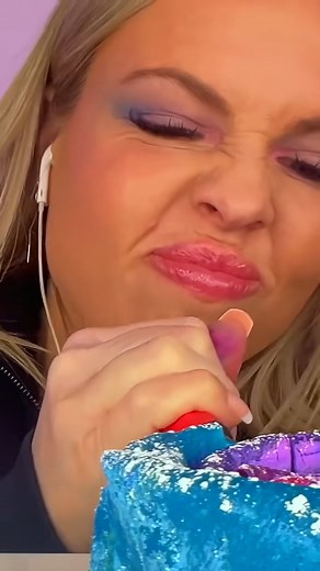 literally the prettiest cake ever 🍰🥞 | HunniBee ASMR