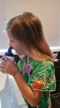 Steph Shows Us How To Flo