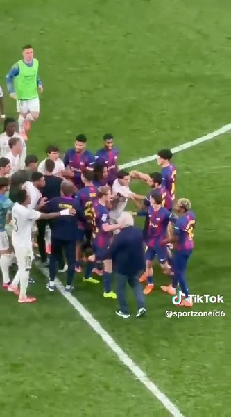 Highlights of Real Madrid vs Barcelona: El Clasico Showdown