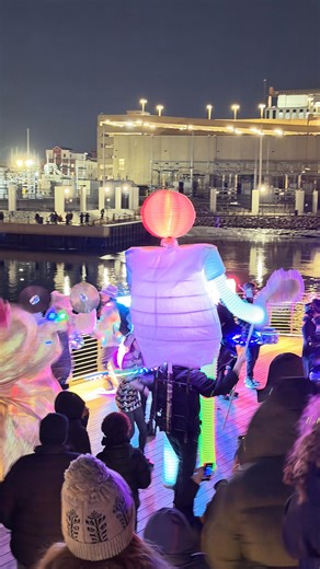 Providence New Year’s Eve Celebration & Illuminate Parade. ✨🪩❤️💙💜💛💚🧡💟🩷🤎🤍🩶🩵🪩✨ #ProvidenceRI #What’sGoingOnInRhodeIsland #HappyNewYear #ProvidenceRhodeIsland #RhodeIsland | What's going on in Rhode Island