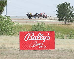 Colorado Horse Racetrack | Bally's Arapahoe Park
