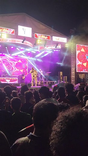 චාමර නම් ආතල් විතරමයි