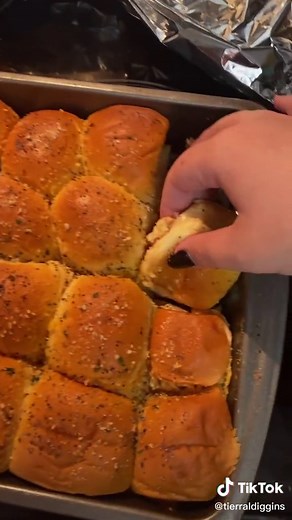 Delicious Hawaiian Roll Turkey and Ham Sliders Recipe