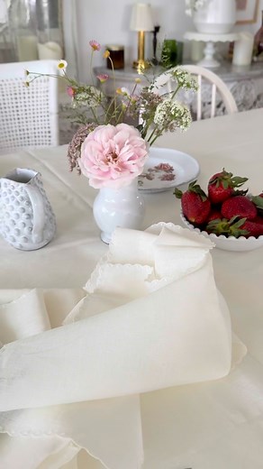 Adding some Italian charm to our table tonight, with Sabri Sabri’s Embroidered Linens, made in the Lombardy region of Italy and promised to soften with every use... ⁠ ⁠ #italianlinen #tessuti #tablelinen #artisan | Tessuti