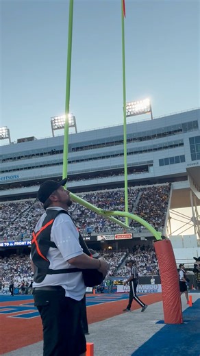 Boise State closes out the first half with a field goal, App State scoring a touchdown prior making halftime score 24-7 Boise State leads | CBS 2 Boise