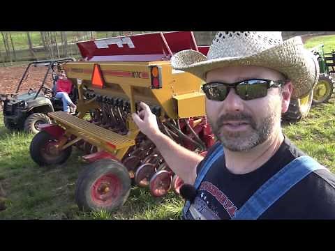 COOL FARM TOOLS EXPLAINED...NO-TILL SEED DRILL...SEE HOW IT WORKS!!