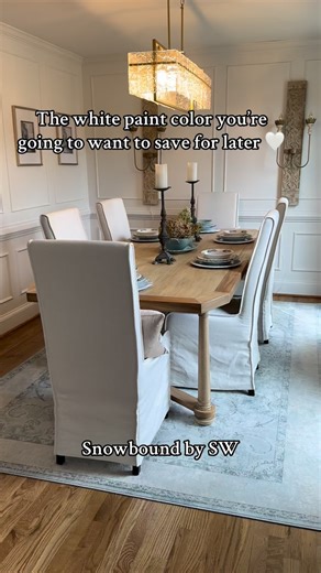 Choosing a paint color can truly make or break a room and white may just be the hardest to choose 😅 Snowbound by @sherwinwilliams is my absolute favorite when I’m wanting something that is a true white but isn’t too stark. Some whites can almost lean blue with their harshness but there’s also times you don’t really want creamy- just a true white! This one checks all the boxes and has worked in every room I’ve ever put it in. I’ve used it in at least 6 homes I can think of off the top of my head