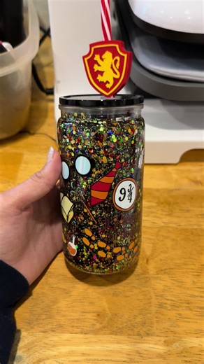 Jessica Lynn Phillips🇺🇸🇺🇸 (@jessicalynnphilli)’s videos with Harry Potter - Hedwig's Theme - Cinematic Symphony Orchestra