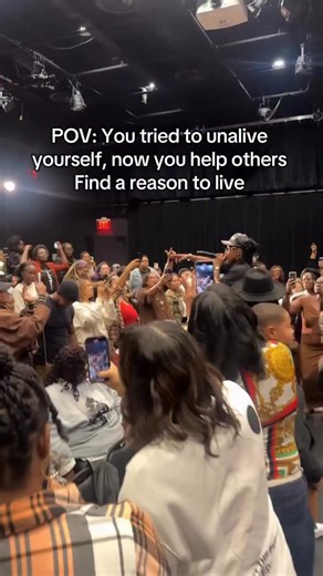 These intimate shows have been BLESSING ME! To meet yall in person, hug you and show love means the world to me! Thank you DC for Showing up and making this tour stop special!! New York!!! See yall Saturday!! Comment TICKET and I’ll dm you a ticket link. NY the BUY1 GIVE1 is still open! Use code GIVE at checkout! | Erica Mason