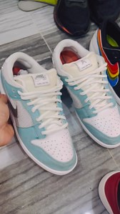 All shoes are Size 9.5 👟✨ Mga bossing puro yan brandnew condition💪🎉 Kung may nagustuhan kayo, PM lang po to ask for more details 📩 Dito lang po sa official page makipag-transact — mag-ingat sa scammers. Thank you sa support mga suki! 🙏 | Sam'z Ukay-Ukay Shoes