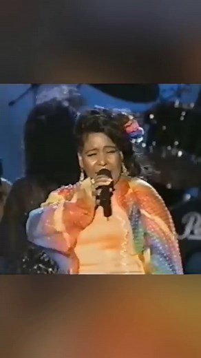 #TheEmotions🎤🤎🤎🤎 Sinbad's Summer Jam '98 🎶 "Dont Ask My Neighbors" #1977 #70sRnB #OldSchoolMusic #SlowJamsLive #ClassicRnB Subscribe to our YT Channel Playlists ▶️ Link in bio - - - - - - - - - - - - - - - - - - - - Follow @slowjams_live ✨️ Thank you for watching & sharing the love and appreciation for classic R&B soul music. ✨️ No Copyright Infringement Intended. Copyrights belong to their original owners. Music videos posted on this channel are for entertainment and educational purposes o