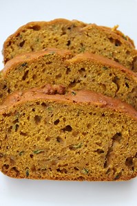 Easy Pumpkin Zucchini Bread | The Cake Boutique