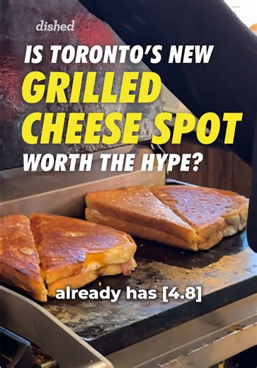 Grilled cheese? Yes PLEASE 🧀🍞 Cheezed is the definition of comfort food. They’ve got all the classics plus a ton of specialty options that are sure to leave you wanting more 😋 📍 @cheezedtoronto - 486 Front St W 🎙️🎥 @Maddie @emz 🪽🫶🏻✨ 💻 Vicky Li