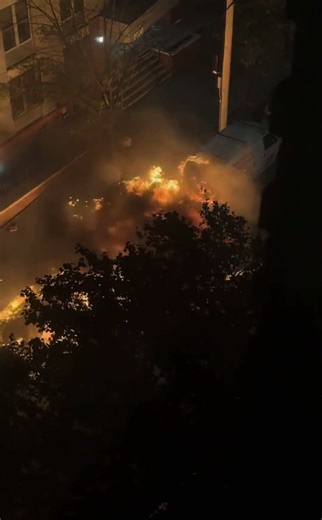 Reporting from the Bronx two vehicles were exploded 👀👀👀 #explosion #memes #fireworks #fire #fire