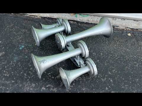 KCS Silver/Grey Nathan AirChime K5LLA Train Horn with 2PC 1L Run By