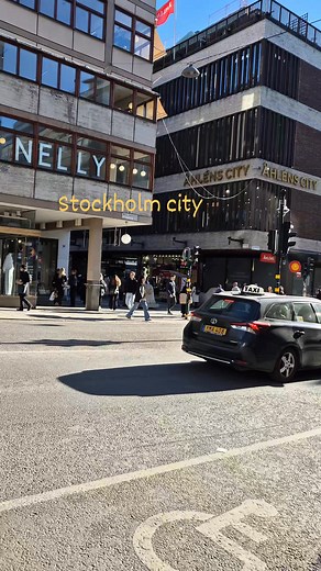 Beautiful spring day in Stockholm. #fypシ゚ #facebookreel #fbreelsfypシ゚ #spring #sunny #stockholm #sweden #europe #scandinavia #highlightseveryone #everyoneシ゚ #followerseveryone #follower #highlightsシ゚ #TopFans | LadyEnden