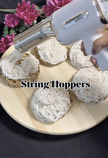 Easily Make String Hoppers with Electric Machine