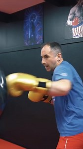 Voici un enchaînement de boxe anglaise que j'affectionne tout particulièrement. Maîtrise cet enchaînement de boxe anglaise lors de tes entraînements pour être le roi du ring 🥊 #boxe #entrainement #boxeanglaise | Greggot