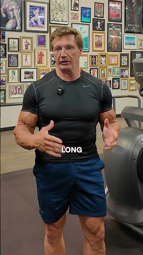 Natural Mr Olympia, John Hansen, on what it REALLY takes to be a natural bodybuilder💪💉