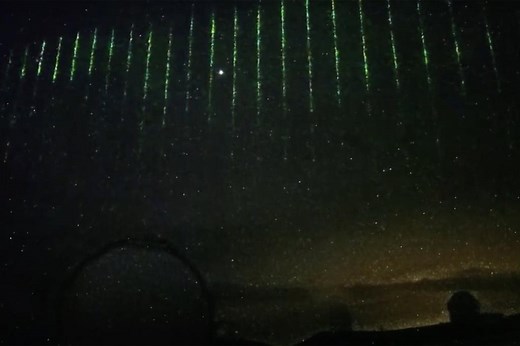 Experts say green laser beams spotted off Hawaii came from Chinese satellite