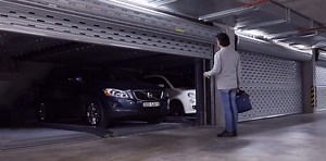 Video: How To Use A Car Stacker - V-Space Parking Solutions