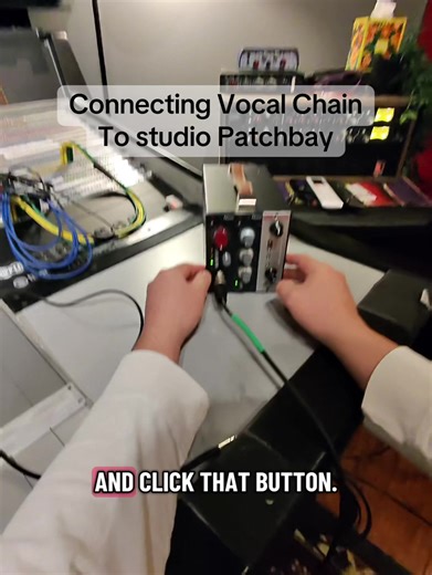 How to plug in a 500 series portable vocal chain into a studio pathbay. In this case im using a Sony C800 microphone that has its own power supply. We connect it from the power supply to the Neve preamp and then out of the DNE compressor straight into our DAW. Understanding how to integrate this makes it super easy and convinient to use anywhere.