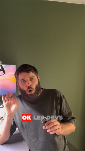 Jonathan Benitez on Instagram: "Les développeurs OCamel… ou devs O-camel pour les intimes 🐪💻 Ces gens vivent dans une autre réalité : trois terminaux, zéro souris, et un compilateur qui juge leurs choix de vie. 😂 Ils parlent en types, détestent les variables mutables et trouvent que Python, “c’est trop émotif”. Bref, des cerveaux encapsulés qui codent pour la beauté du raisonnement. Pour la prochaine cible… mets-la moi en commentaire. #développementweb #coding #apprendreacoder #humour"