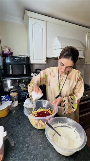 لذیذ چکن چیز اور کچن کی تیاری