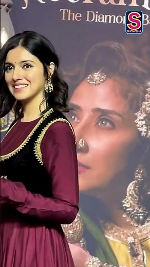 Divya Khosla Kumar Reigns Supreme In Her Latest Regal Ensemble At The Heeramandi Premiere | N18S
