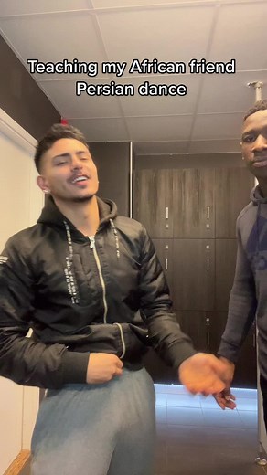 Persian Dance Tutorial: Teach Your Friends