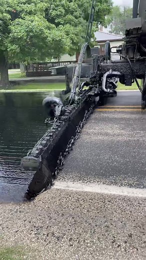 Spraying the black gold #roadchipping #centralillinois #trucking #roadwork