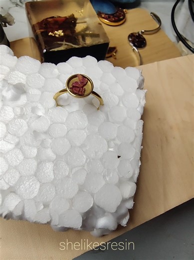 Resin Rose Preservation Techniques for Lasting Beauty