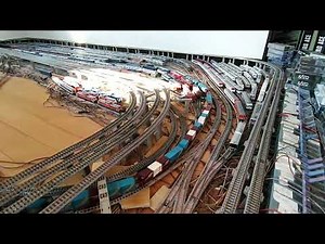 初お披露目、貨物通路線、JR貨物北海道支社鷲別機関区DF200牽引コキ50000、貨物通路線を経由して本線に入ります、JR函本、森駅中本線の通過風も再現、五稜郭を出、藤城線と思ってください