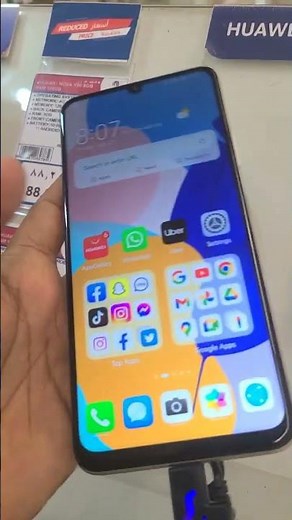 Huawei Nova Y71 Gold Hands On First Impression