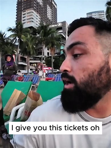 Saying YES to Every Street Vendor in Pattaya