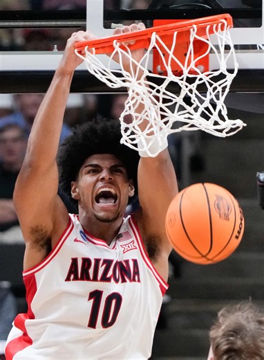 Arizona routs Arkansas to make first March Madness Elite 8 since 2015