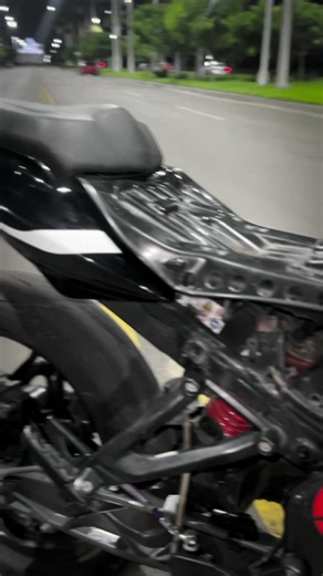 Flat 450 Pulsar NS200: cómo hacer un flat con estilo propio