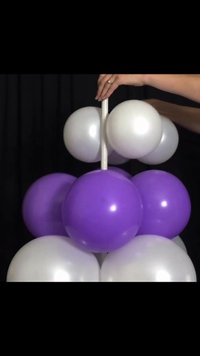 Easy balloon column (heart shaped frame) with lights! This heart decoration can be used for weddings, Valentine’s Day, birthday parties and more! Follow me for tutorials, tips & inspiration. #balloons #balloonsoftiktok #balloonartist #balloonartistsoftiktok #ballooncolumn #balloonheart #valentineballoons #weddingballoons #partyballoons #balloonlife #balloondecorations #askmeforaballoon