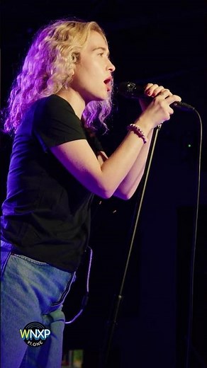 Blondshell live at The Basement East