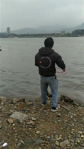 How to put line on a fishing reel, Catch Net fishing fisherman in River 1