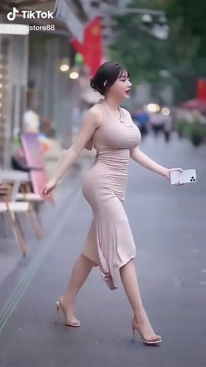 Amazingly Beautiful Girl Bodies - Beauty Exposed