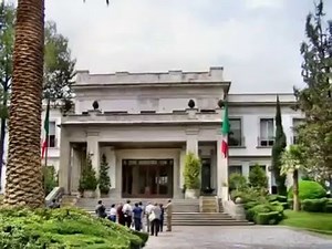"LOS PINOS" Residencia Oficial del Presidente de la República. México. DF.mp4